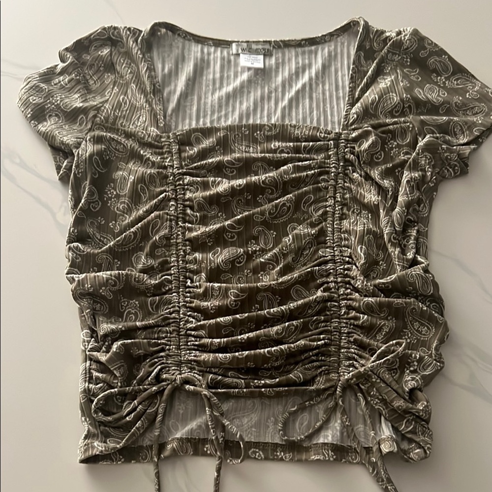 Stylish Brown Paisley Ruched Top